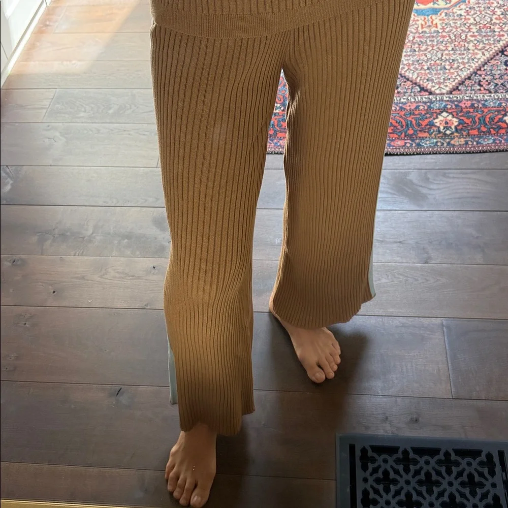 Ragdoll Camel and Blue Ribbed Knit Set - Picture 4 of 12